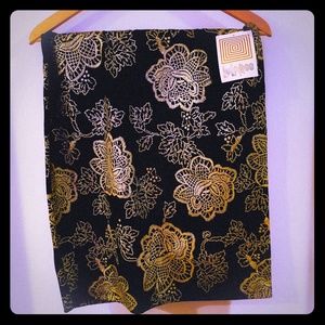 Lularoe New Elegant Gold Embroidered Cassie Skirt